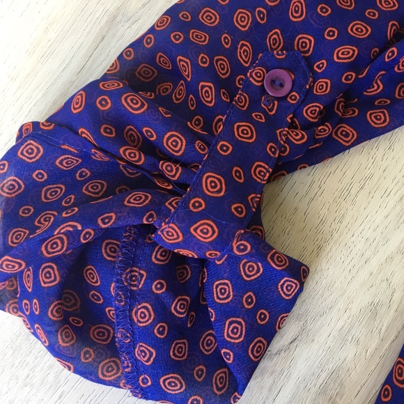 Fun Patterned Sheer Work Blouse - Picture 2 of 7